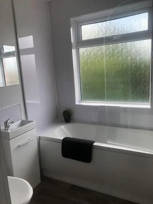 Highfield House Cosy 4 Bedroom Scunthorpe