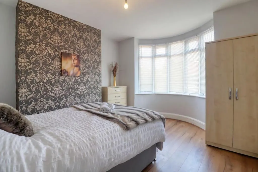 Highfield House Cosy 4 Bedroom Scunthorpe